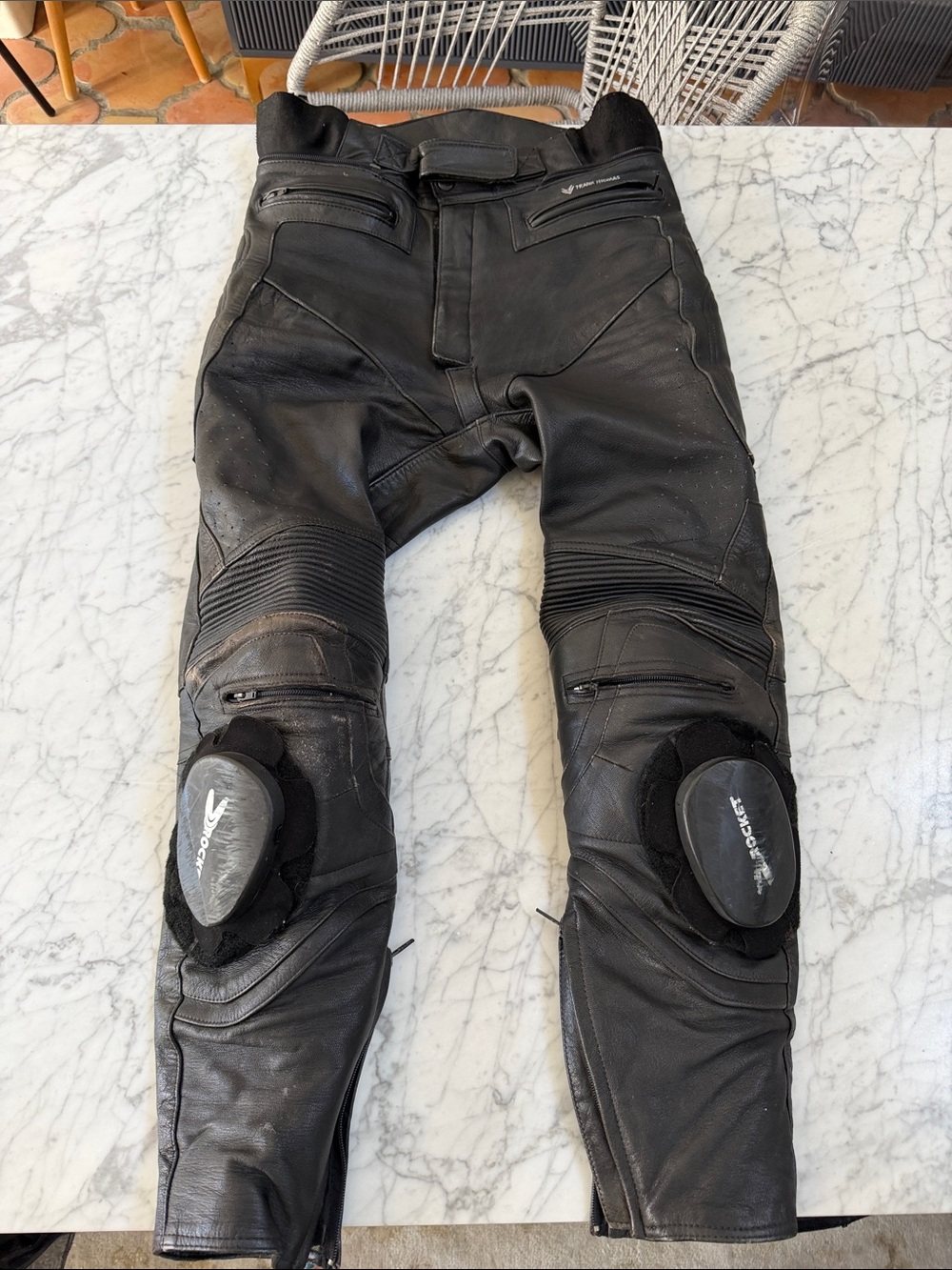 Frank Thomas motorcycle black leather moto Padded Armor pants Euro Sz 50 Medium